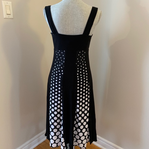 Cartise Dress - NWOT - Picture 6 of 11
